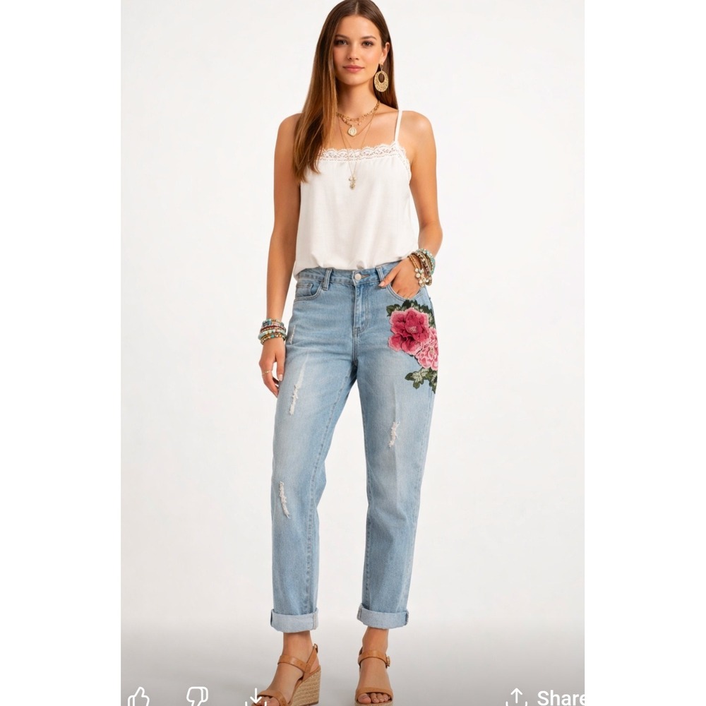 Juliette Floral Embroidered Distressed Light Wash Boyfriend Jeans Size 14